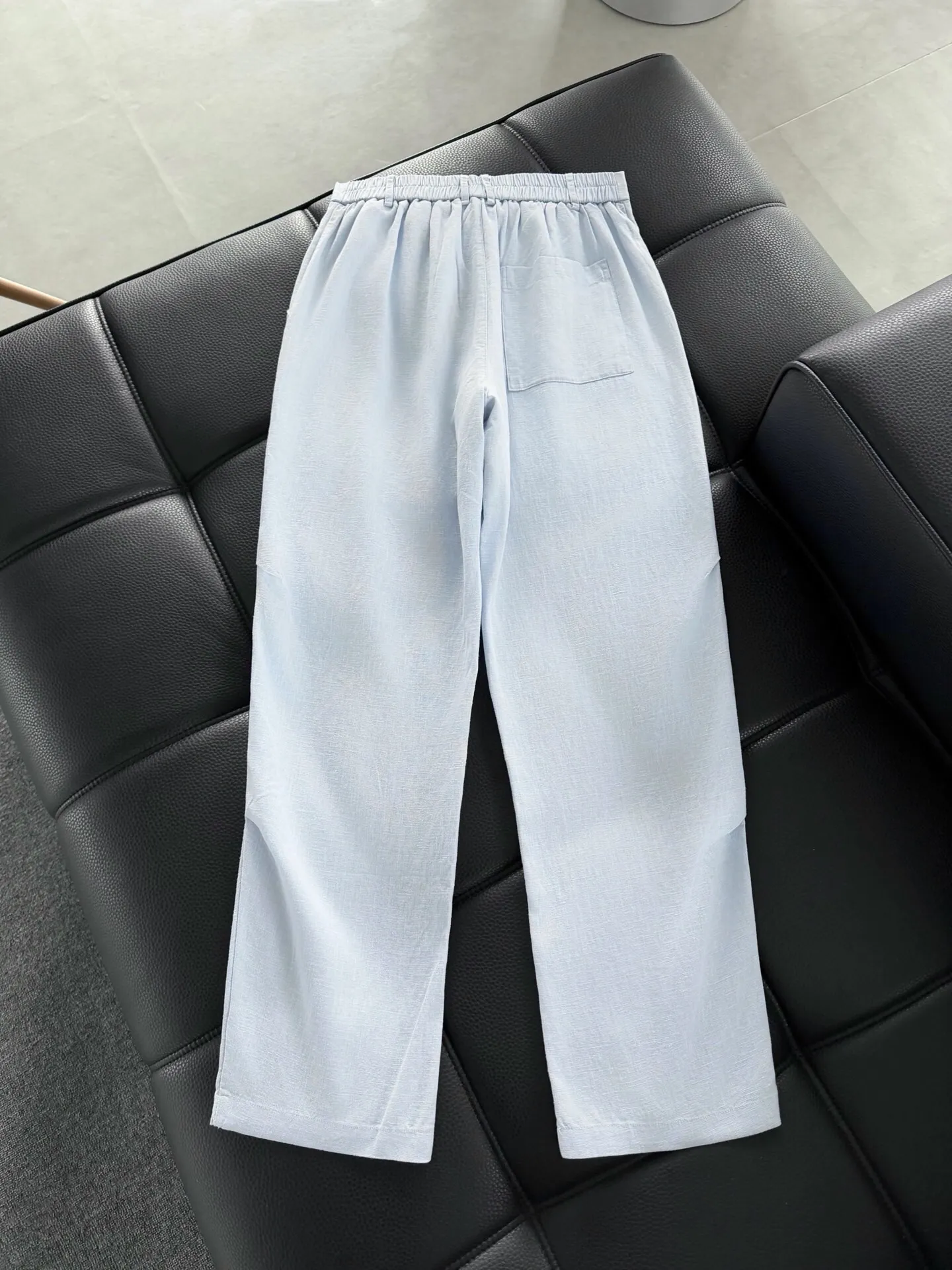 New Arrival ， Versatile ， 。 Classic 。 ， Breathable， ， 。 ， ， 。 Sizes:M~3XL :Black White Blue :3779
